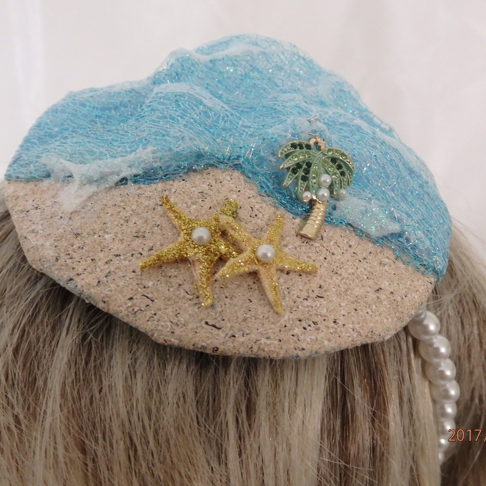 Hit The Beach With This Fascinator!